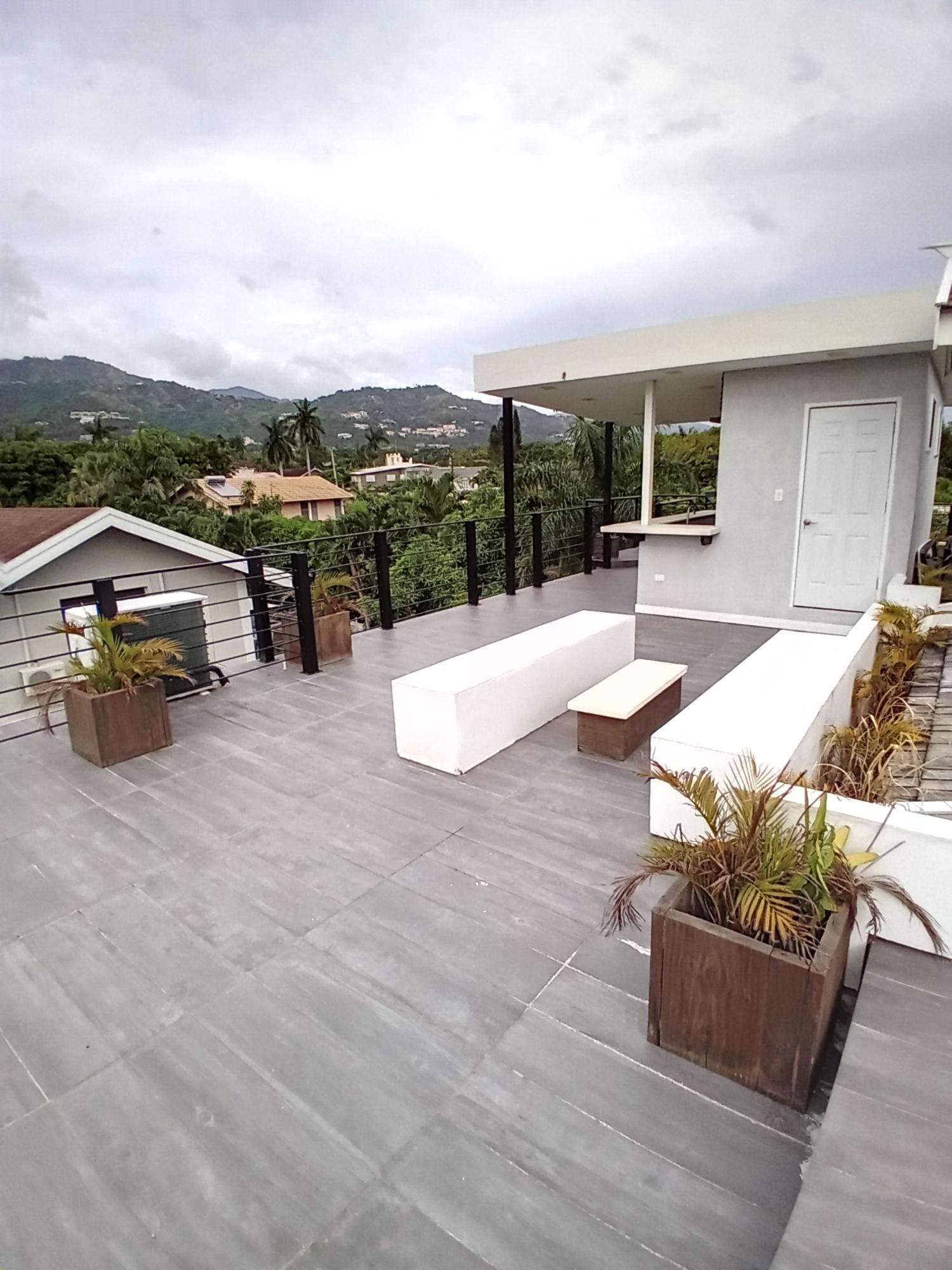 Second image of Th2-2 Par Drive, Kingston 8 in Kingston 8, St. Andrew, Jamaica - property is For Rent