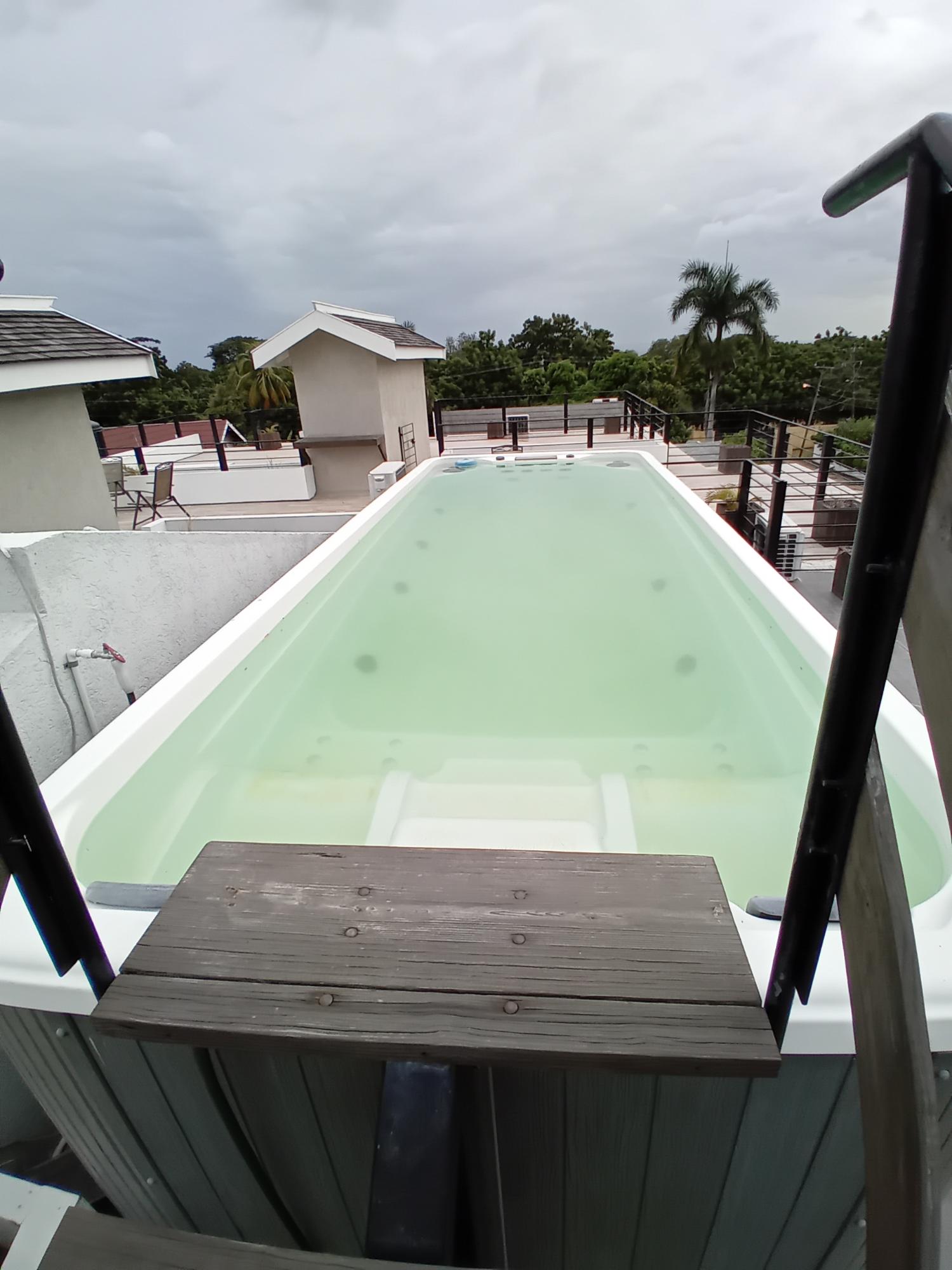 Fourth image of Th2-2 Par Drive, Kingston 8 in Kingston 8, St. Andrew, Jamaica - property is For Rent