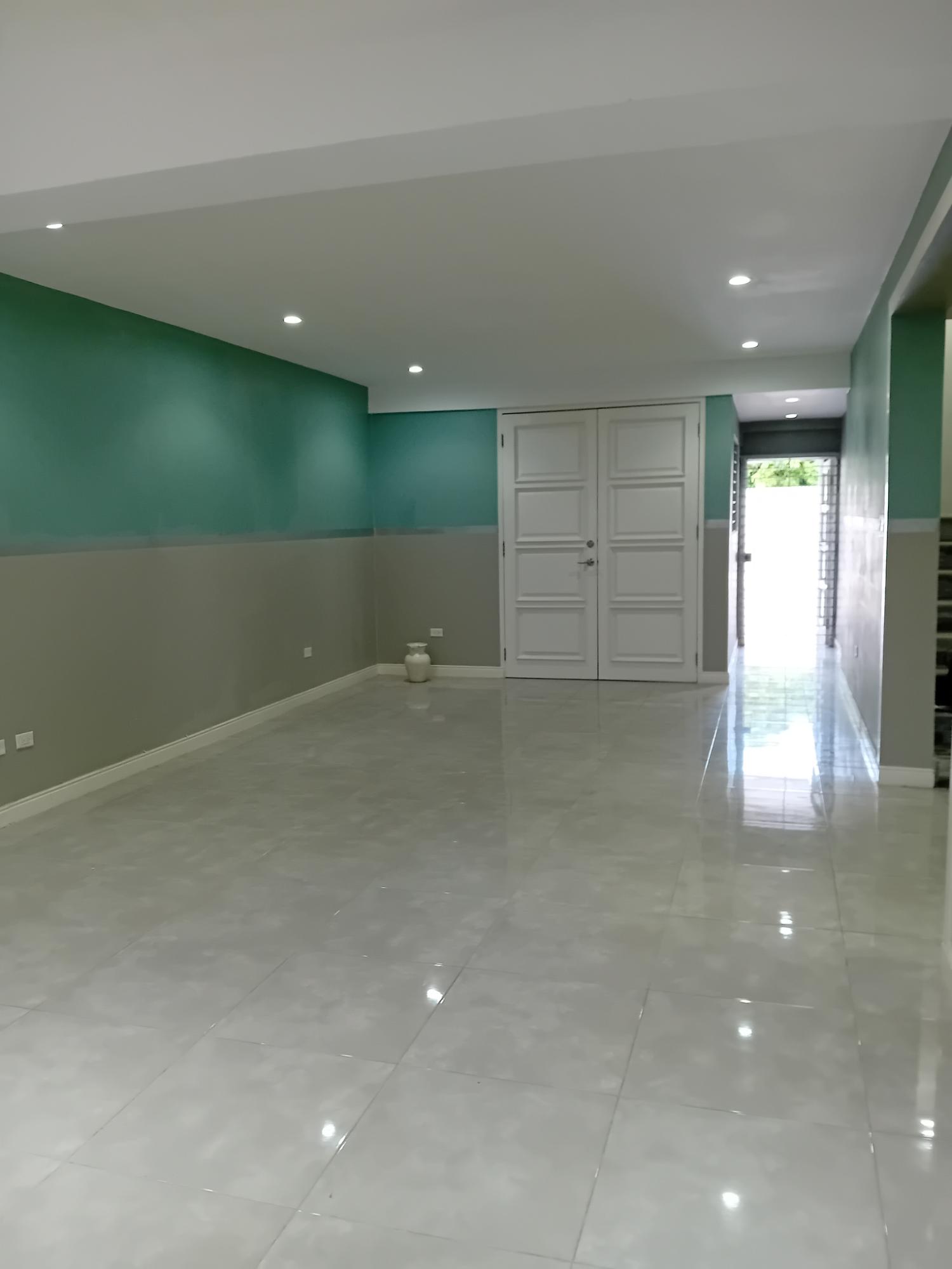 Ninth image of Th2-2 Par Drive, Kingston 8 in Kingston 8, St. Andrew, Jamaica - property is For Rent