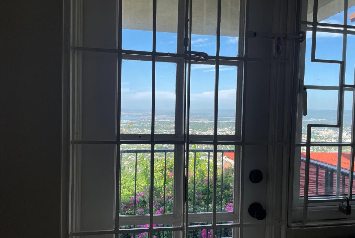 Thirteenth image of Portlandia Close, Long mo in Kingston 6, St. Andrew, Jamaica - property is For Rent