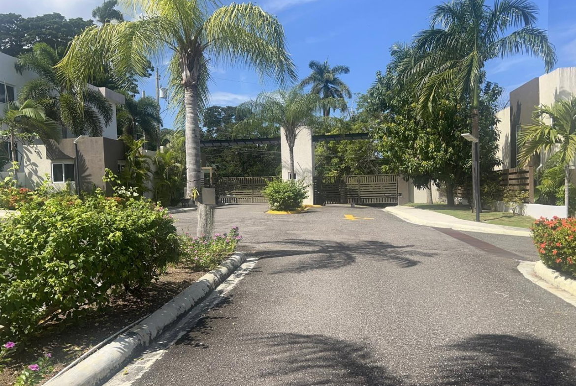 Second image of 2-1a -1b Peters Avenue in Spring Garden, St. James, Jamaica - property is For Rent