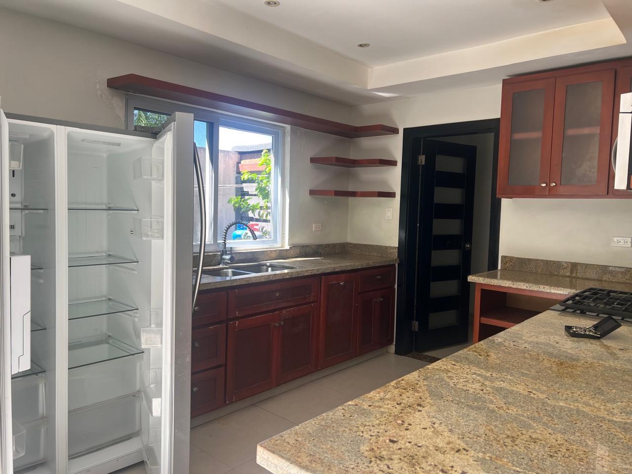 Fifth image of 2-1a -1b Peters Avenue in Spring Garden, St. James, Jamaica - property is For Rent