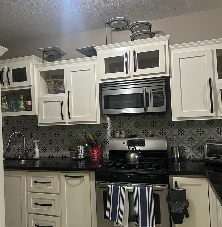 Seventh image of 10 Watervale Avenue in Havendale, St. Andrew, Jamaica - property is For Rent