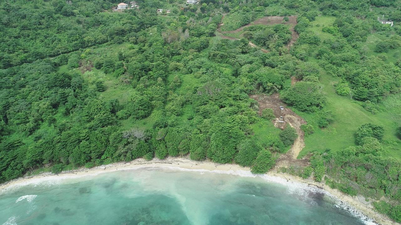Twenty-Second image of Ross Craig , Portland in Long Bay, Portland, Jamaica - property is For Sale