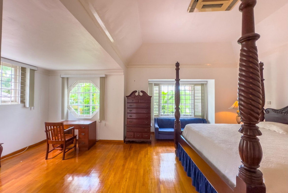 Thirteenth image of 11-13a Norbrook Road in Kingston 8, St. Andrew, Jamaica - property is For Rent