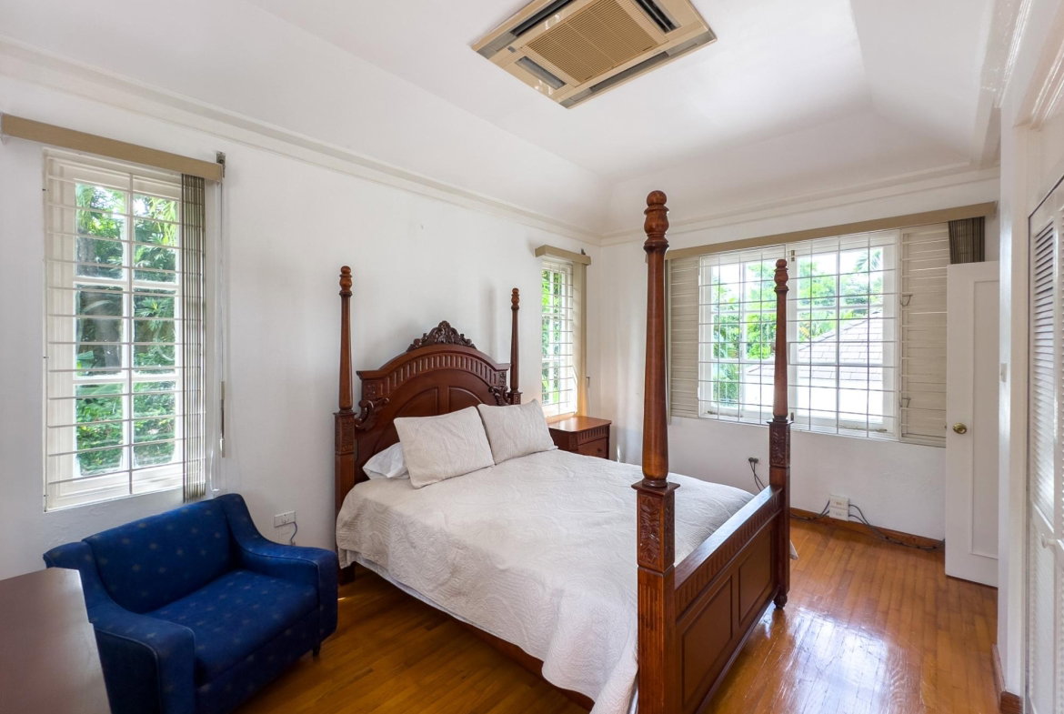 Seventeenth image of 11-13a Norbrook Road in Kingston 8, St. Andrew, Jamaica - property is For Rent