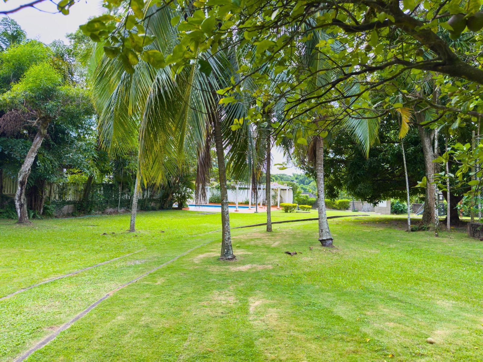 Stunning-4-Bed-Townhouse-for-Rent-in-Kingston-8-Glen-Abbey Twenty-Seventh image of 11-13a Norbrook Road in Kingston 8, St. Andrew, Jamaica - property is For Rent