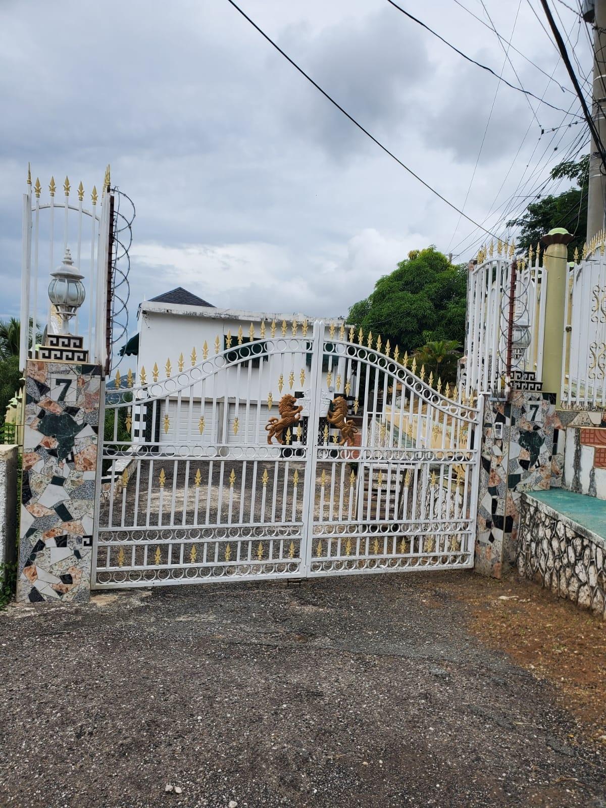 Third image of 5 West Armour Heights in Kingston 8, St. Andrew, Jamaica - property is For Rent