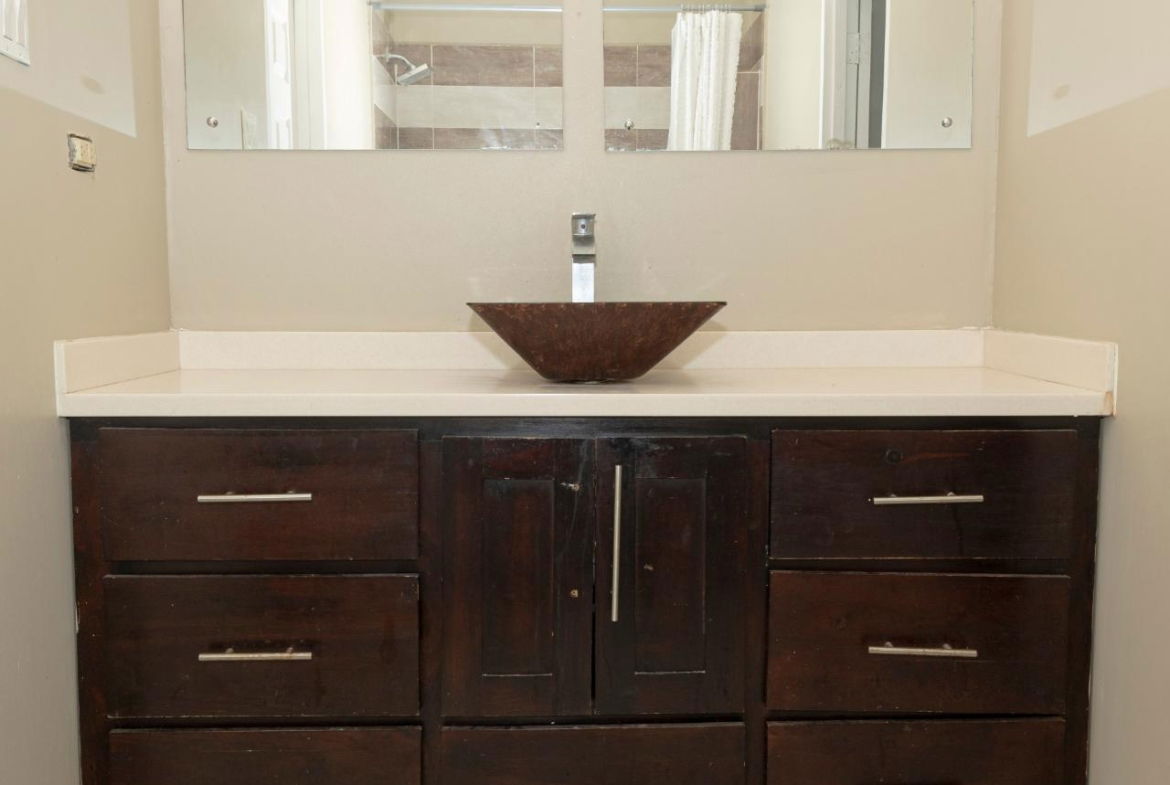 Twentieth image of 76b Bellevue Drive Kgn 19 in Kingston 19, St. Andrew, Jamaica - property is For Rent