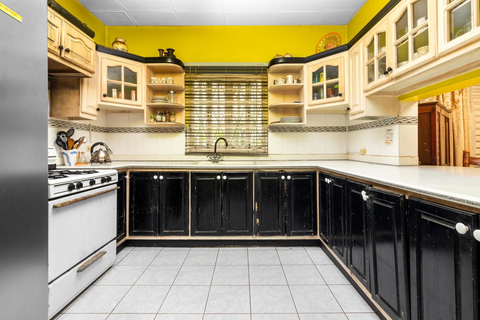 Stunning-5-Bedroom-Home-for-Sale-in-Bridgemount-Jamaica Twenty-Fourth image of Bridgemount Drive in Kingston 8, St. Andrew, Jamaica - property is For Sale