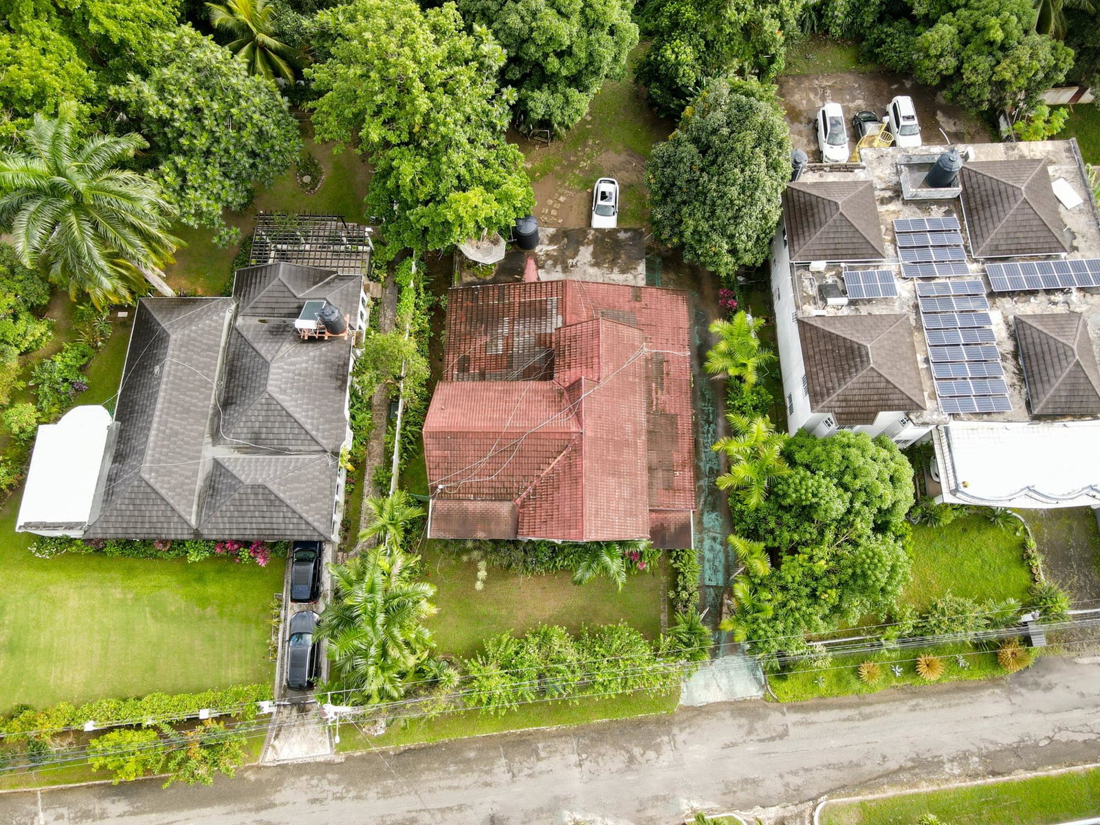 Stunning-5-Bedroom-Home-for-Sale-in-Bridgemount-Jamaica Fifth image of Bridgemount Drive in Kingston 8, St. Andrew, Jamaica - property is For Sale