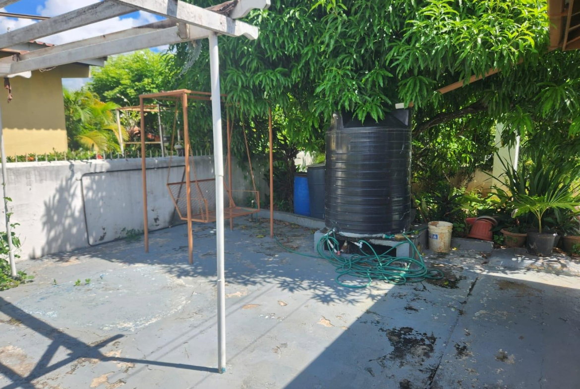 Thirteenth image of Johnson Close in Keystone, St. Catherine, Jamaica - property is For Sale