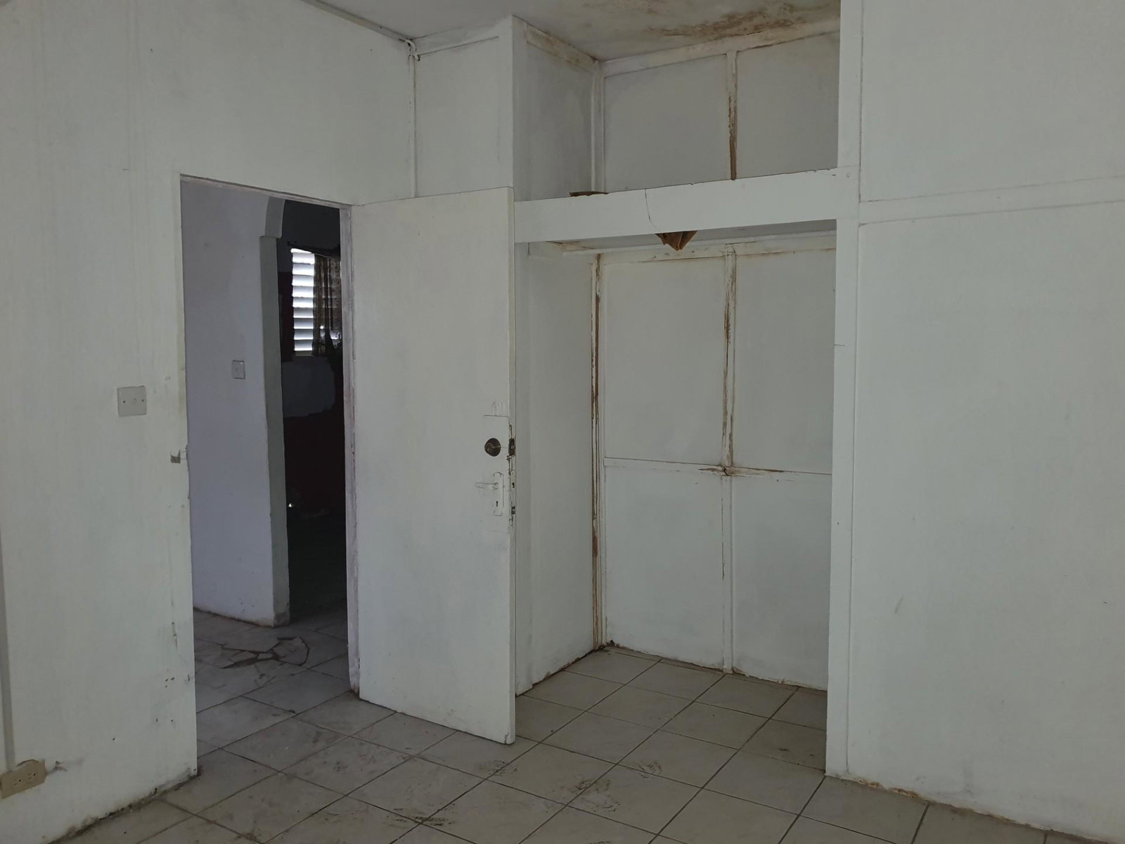 Sixteenth image of 20-20 Mars Drive in HARBOUR VIEW, St. Andrew, Jamaica - property is For Sale