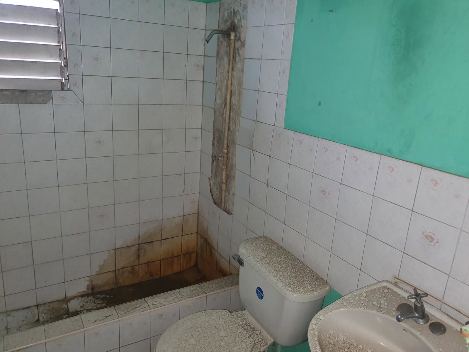 Twentieth image of 20-20 Mars Drive in HARBOUR VIEW, St. Andrew, Jamaica - property is For Sale
