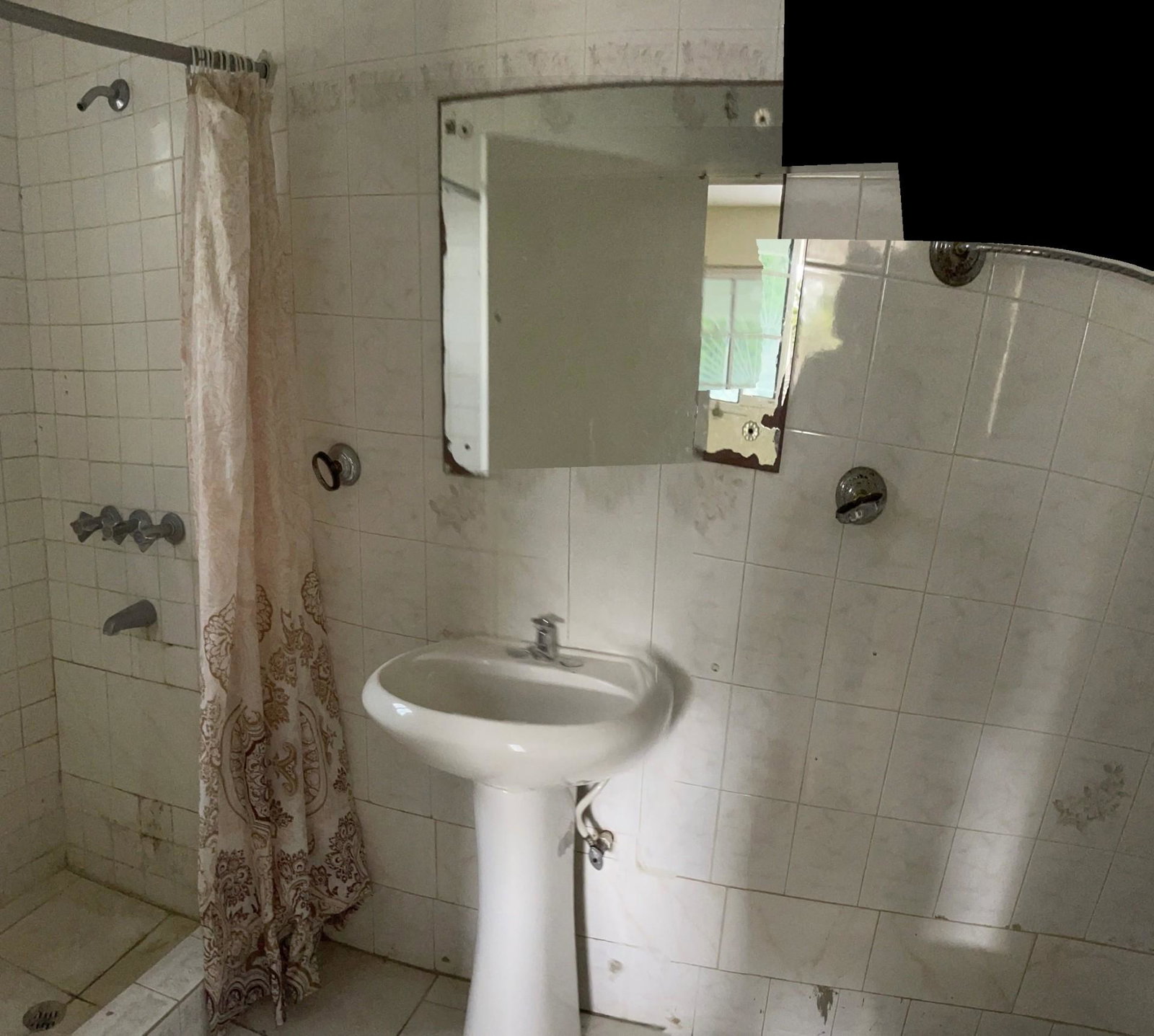 Seventeenth image of 314 Simpson Avenue in Spanish Town, St. Catherine, Jamaica - property is For Sale