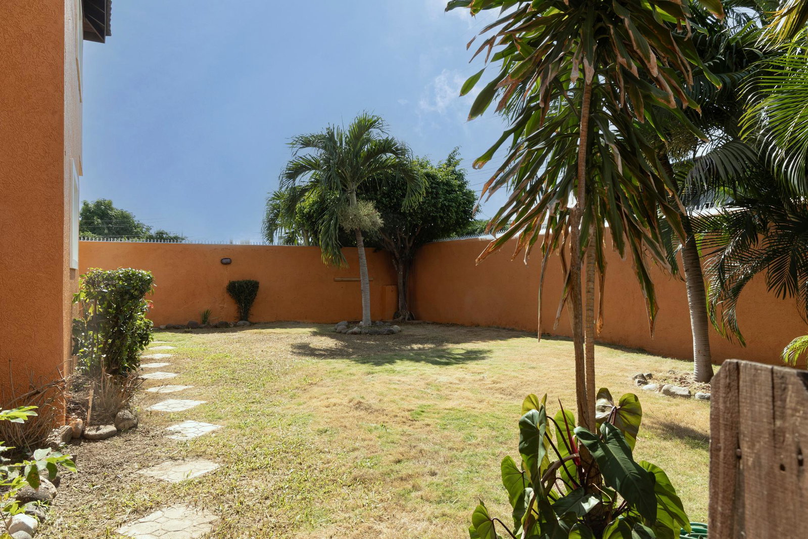 Twenty-Fifth image of 11-50-52 Sandhurst Crescent in Kingston 6, St. Andrew, Jamaica - property is For Rent
