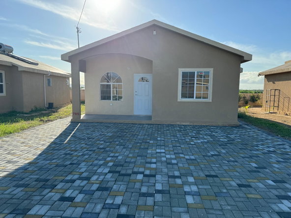 Second image of 785 Phoenix Park Village ii in Phoenix Park, St. Catherine, Jamaica - property is For Rent