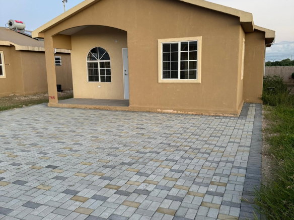 First image of 785 Phoenix Park Village ii in Phoenix Park, St. Catherine, Jamaica - property is For Rent