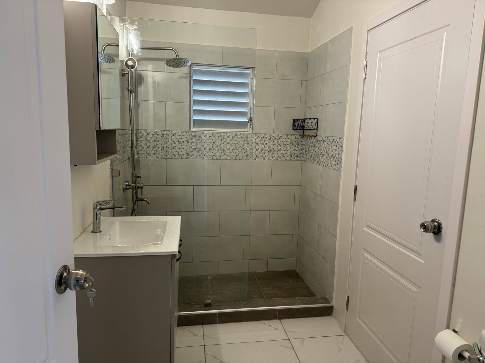 Tenth image of 785 Phoenix Park Village ii in Phoenix Park, St. Catherine, Jamaica - property is For Rent