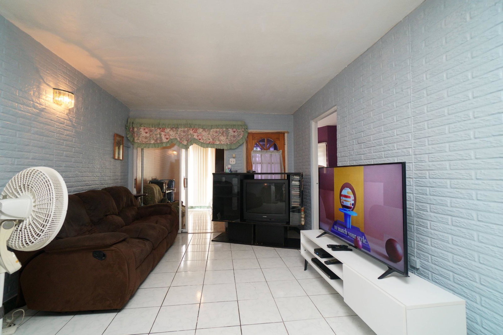 Stunning-House-for-Sale-in-St.-Andrew-Jamaica-13-Beverly-Path Sixteenth image of 13 Beverly Path, 82 Glendale in Kingston 20, St. Andrew, Jamaica - property is For Sale
