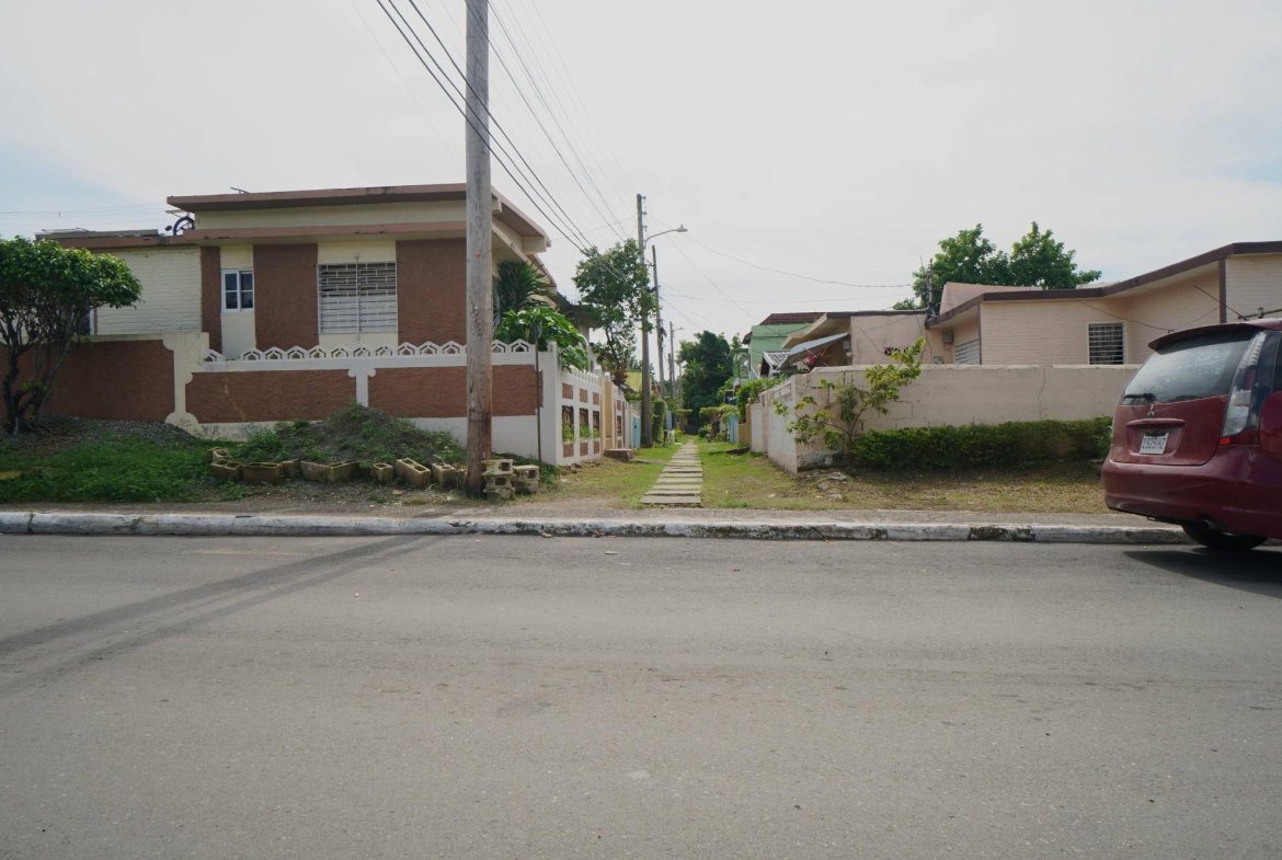 Twentieth image of 13 Beverly Path, 82 Glendale in Kingston 20, St. Andrew, Jamaica - property is For Sale