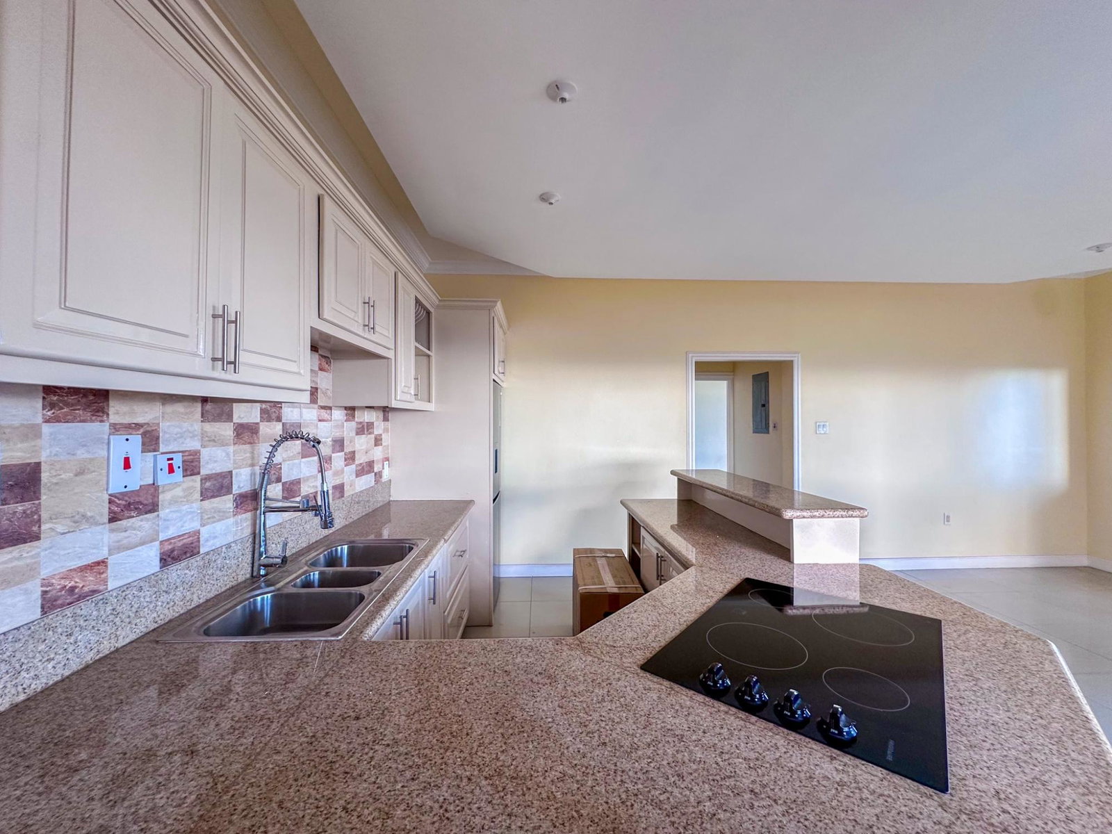 Sixth image of 7-8 Pinewood in Red Hills, St. Andrew, Jamaica - property is For Rent