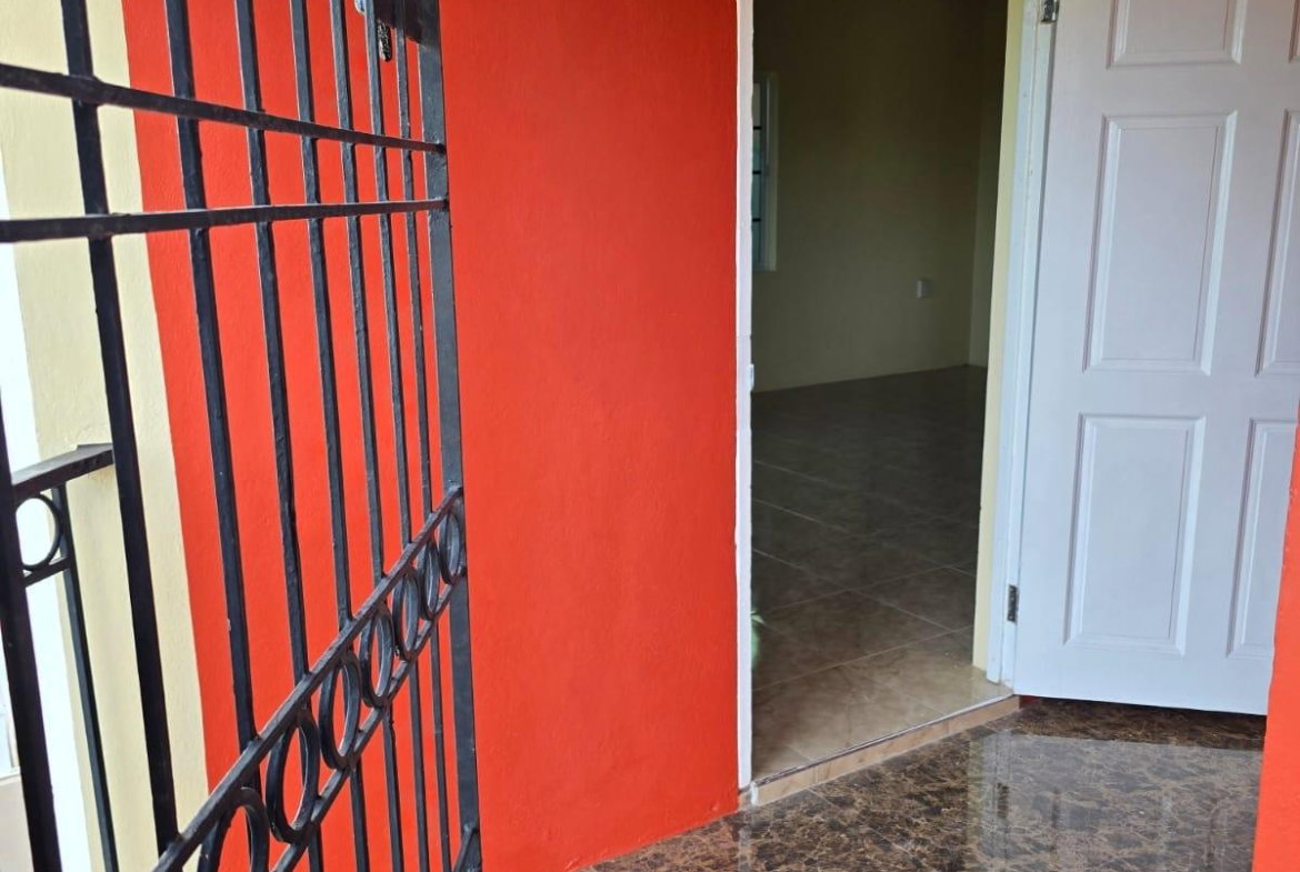 Fourth image of #4-996 St. Albans Close in Green Acres, St. Catherine, Jamaica - property is For Rent