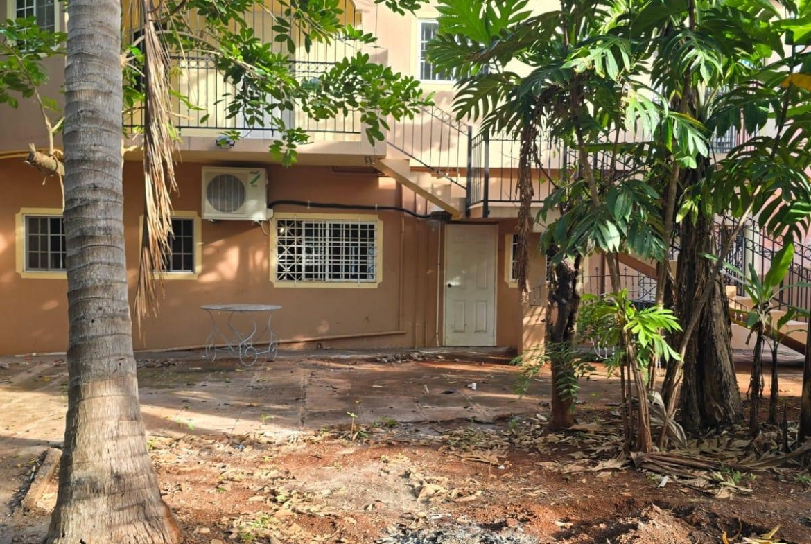 Eighteenth image of #4-996 St. Albans Close in Green Acres, St. Catherine, Jamaica - property is For Rent