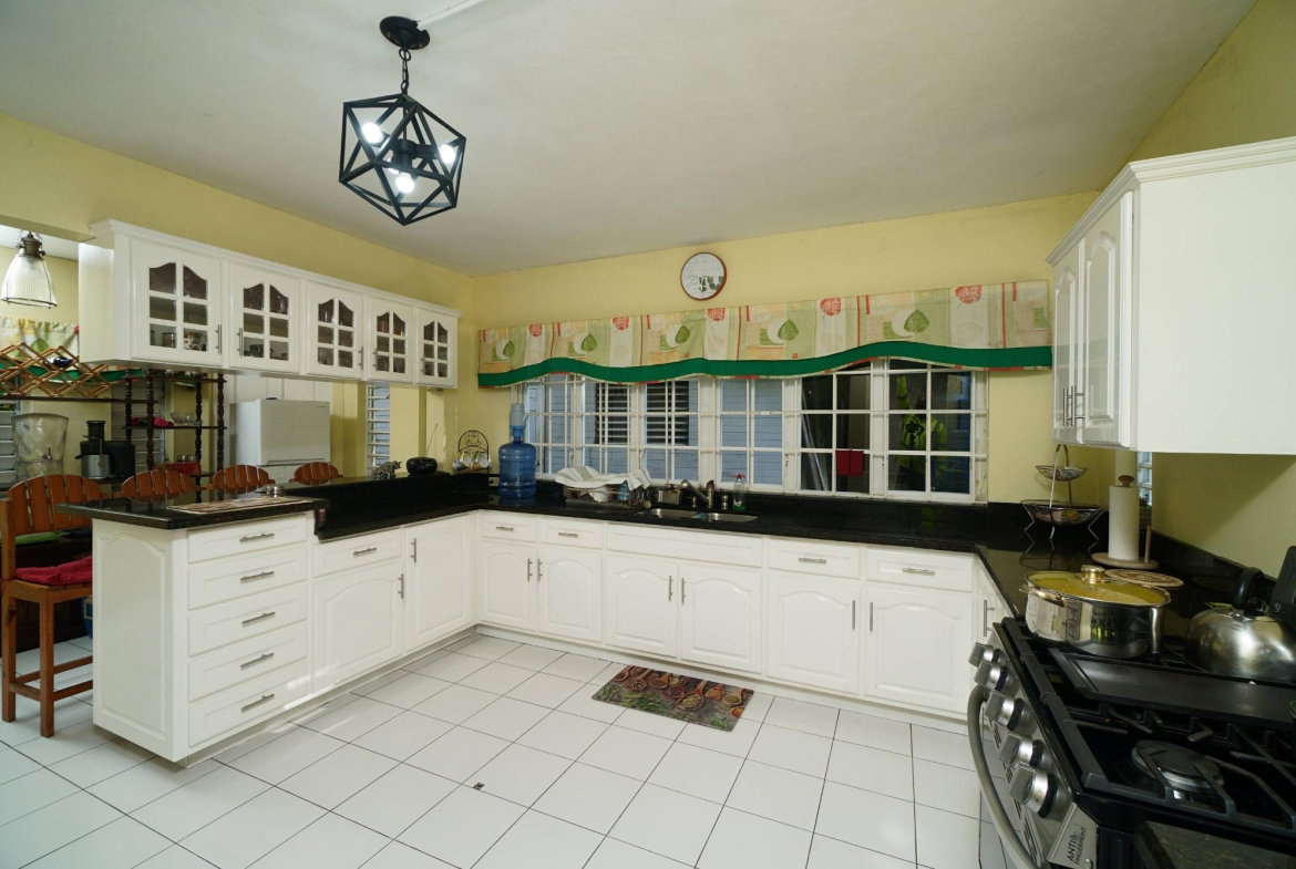 Twentieth image of Woodland Heights, Red Hil in Kingston 19, St. Andrew, Jamaica - property is For Sale