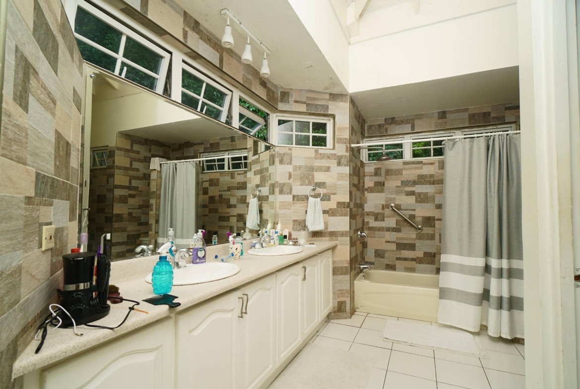 Twenty-Fifth image of Woodland Heights, Red Hil in Kingston 19, St. Andrew, Jamaica - property is For Sale