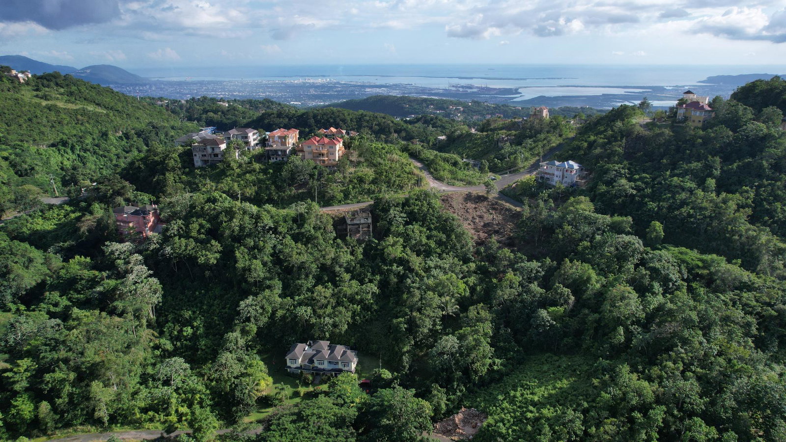 Stunning-Self-Sufficient-Home-for-Sale-in-Woodland-Heights-Jamaica Seventh image of Woodland Heights, Red Hil in Kingston 19, St. Andrew, Jamaica - property is For Sale