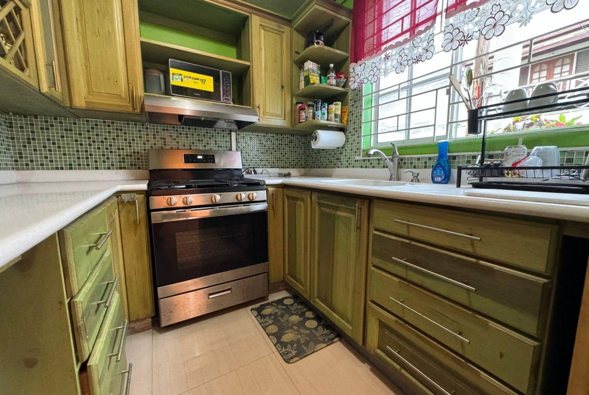 Tenth image of 9 Hope Mews, Kingston 6 in Kingston 6, St. Andrew, Jamaica - property is For Rent