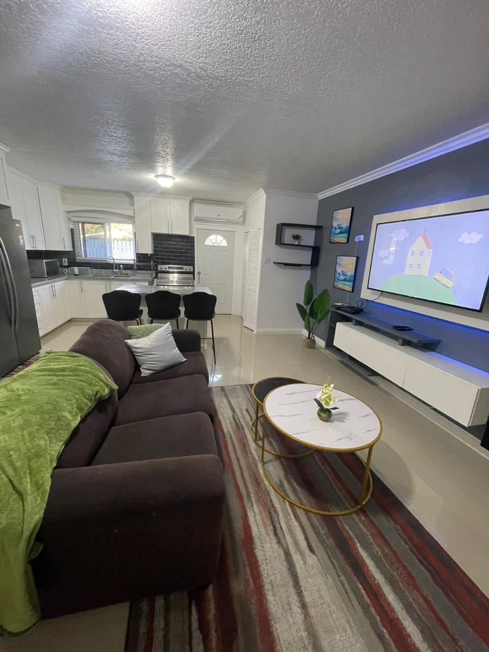 Seventeenth image of 4-24 Farewell Avenue in Kingston 19, St. Andrew, Jamaica - property is For Rent