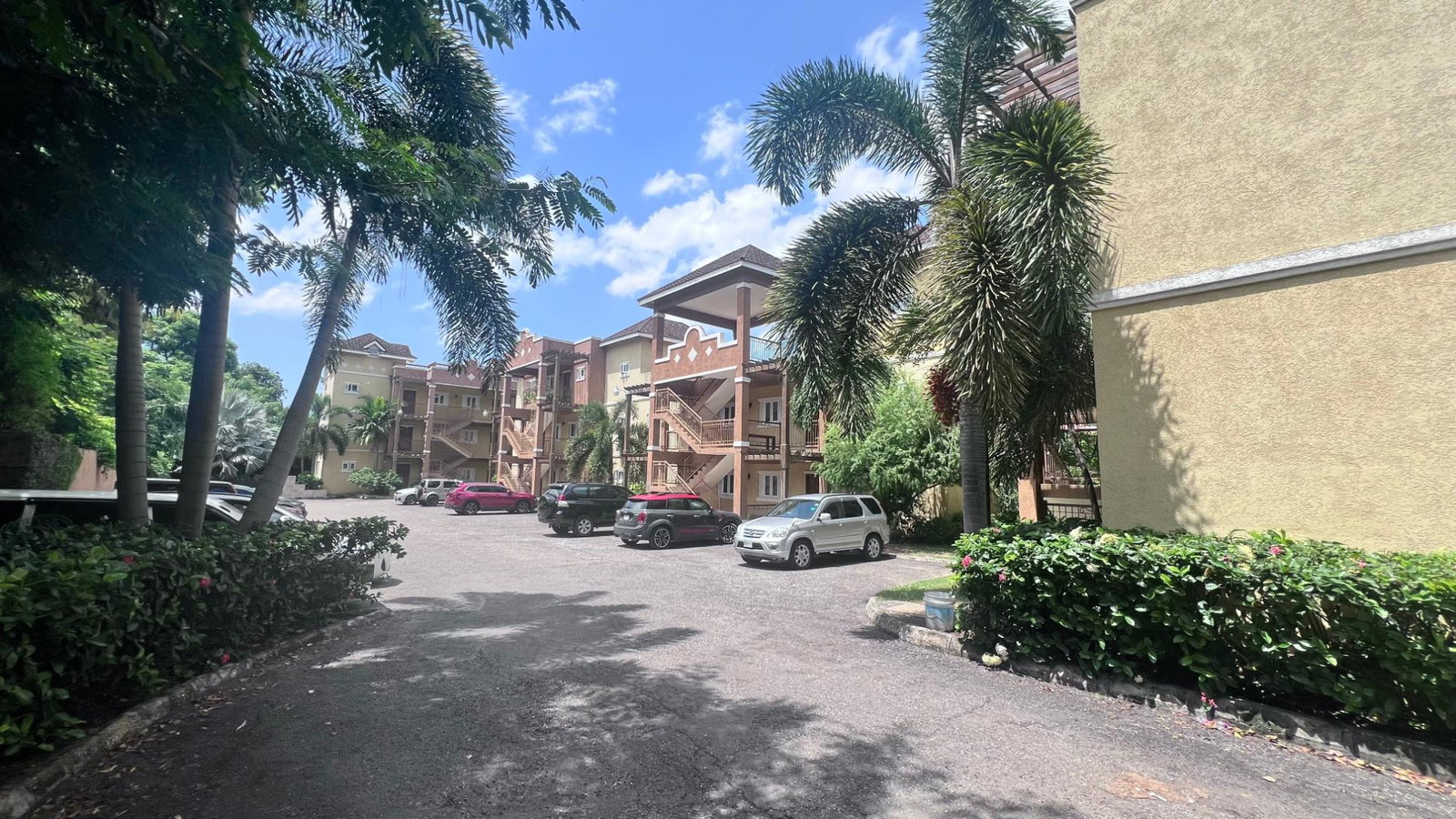 Second image of 3b-11 Durham Avenue, Kingston 6 in Kingston 6, St. Andrew, Jamaica - property is For Rent
