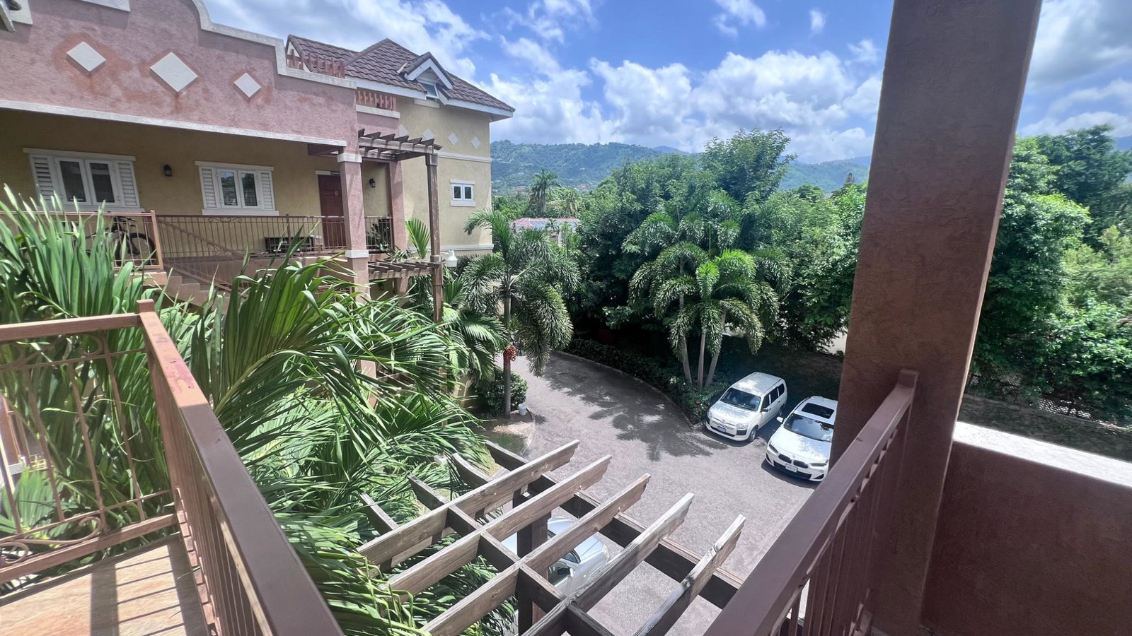 Fourth image of 3b-11 Durham Avenue, Kingston 6 in Kingston 6, St. Andrew, Jamaica - property is For Rent