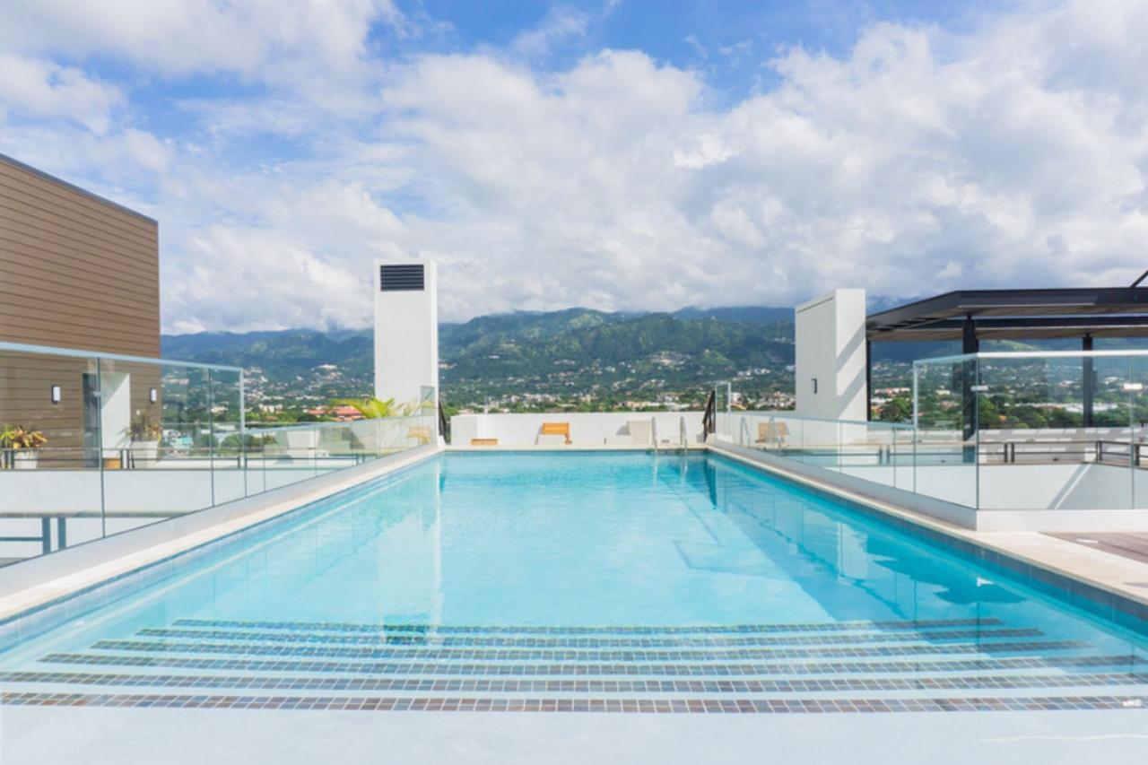 Twenty-First image of 803-21 Braemar Avenue, Kingston in Kingston 5, St. Andrew, Jamaica - property is For Rent