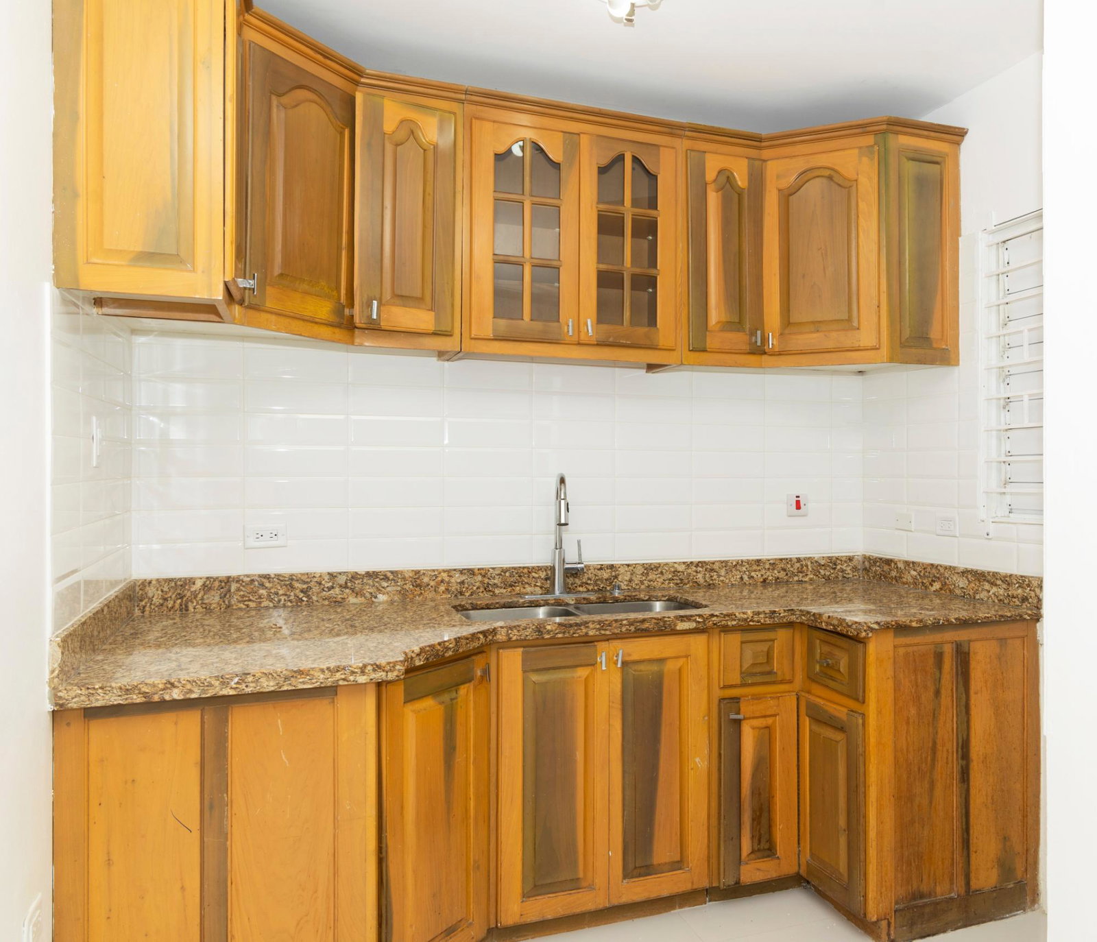 Fourth image of 3-13 Merrivale Close in Kingston 8, St. Andrew, Jamaica - property is For Rent