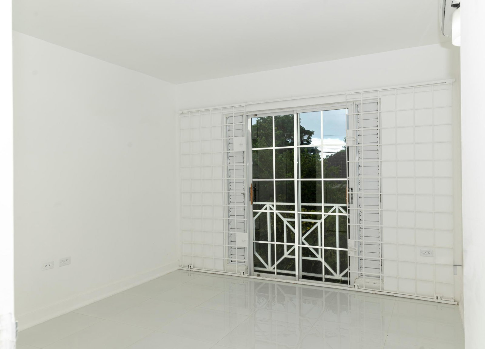 Sixth image of 3-13 Merrivale Close in Kingston 8, St. Andrew, Jamaica - property is For Rent