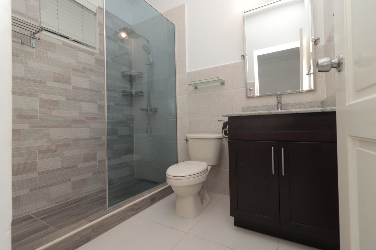 Eleventh image of 9-1 Fairway Avenue in NEW KINGSTON, St. Andrew, Jamaica - property is For Rent