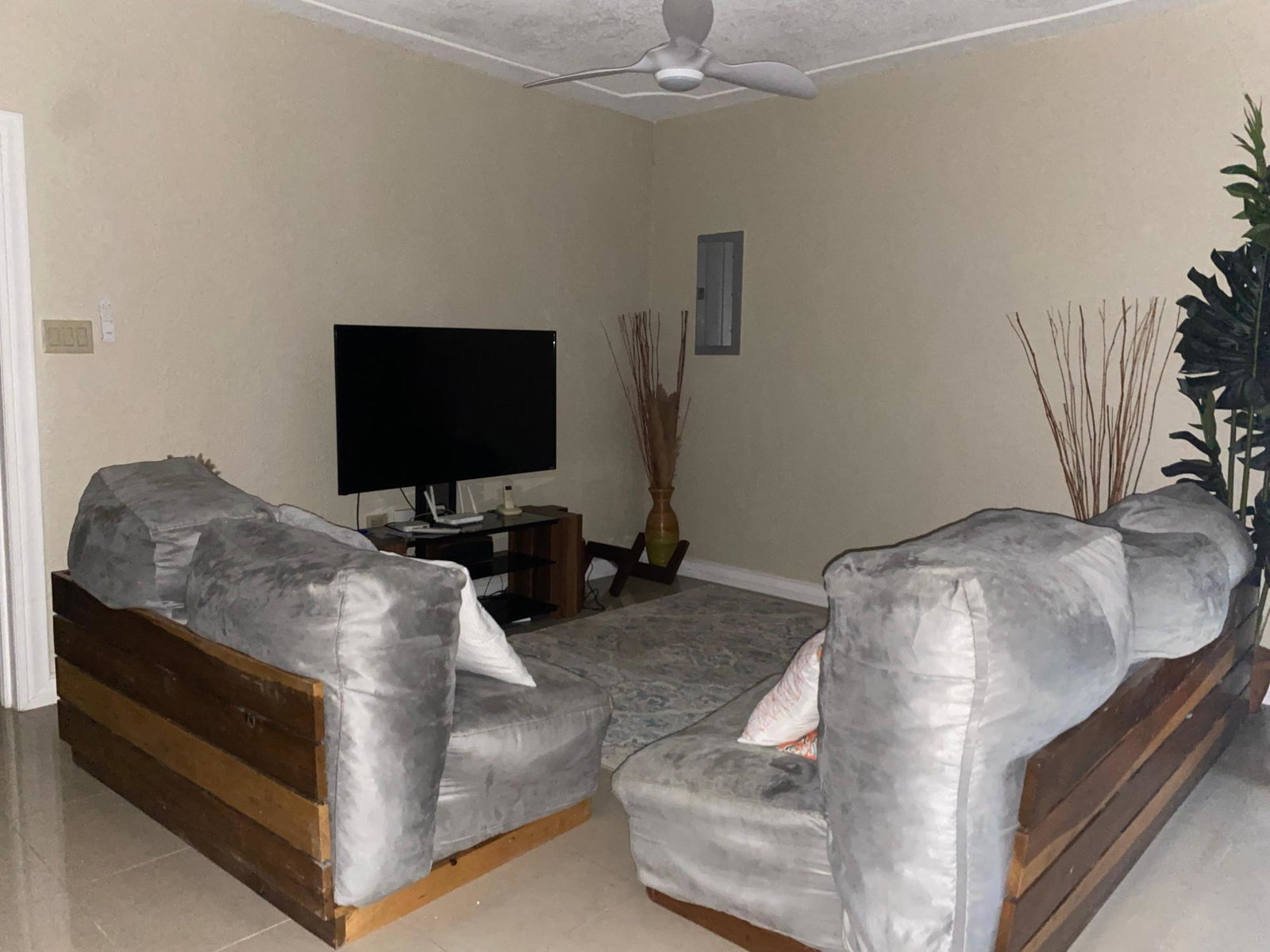 Sixth image of 3-9 Garth Road in Kingston 6, St. Andrew, Jamaica - property is For Rent