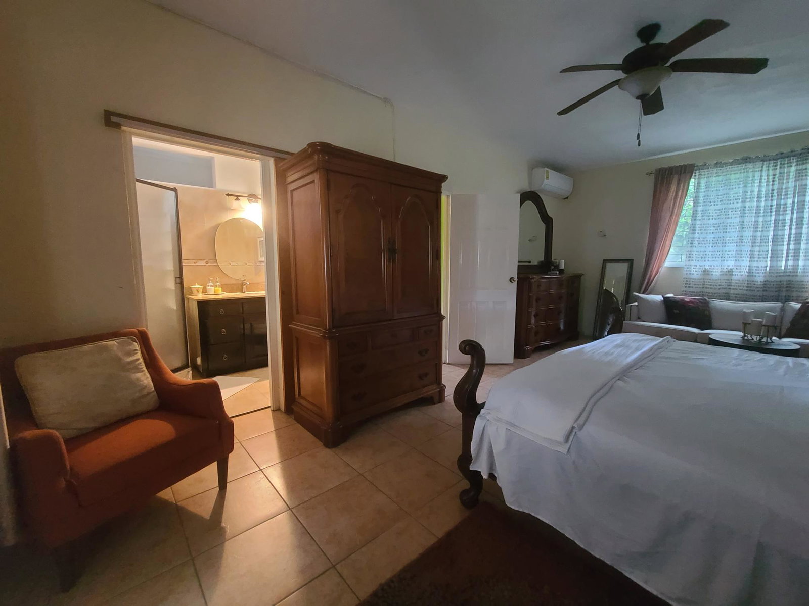 Stylish-2-Bedroom-Apartment-for-Rent-in-St.-Andrew-Jamaica Tenth image of 16- Surbiton Avenue in Kingston 6, St. Andrew, Jamaica - property is For Rent