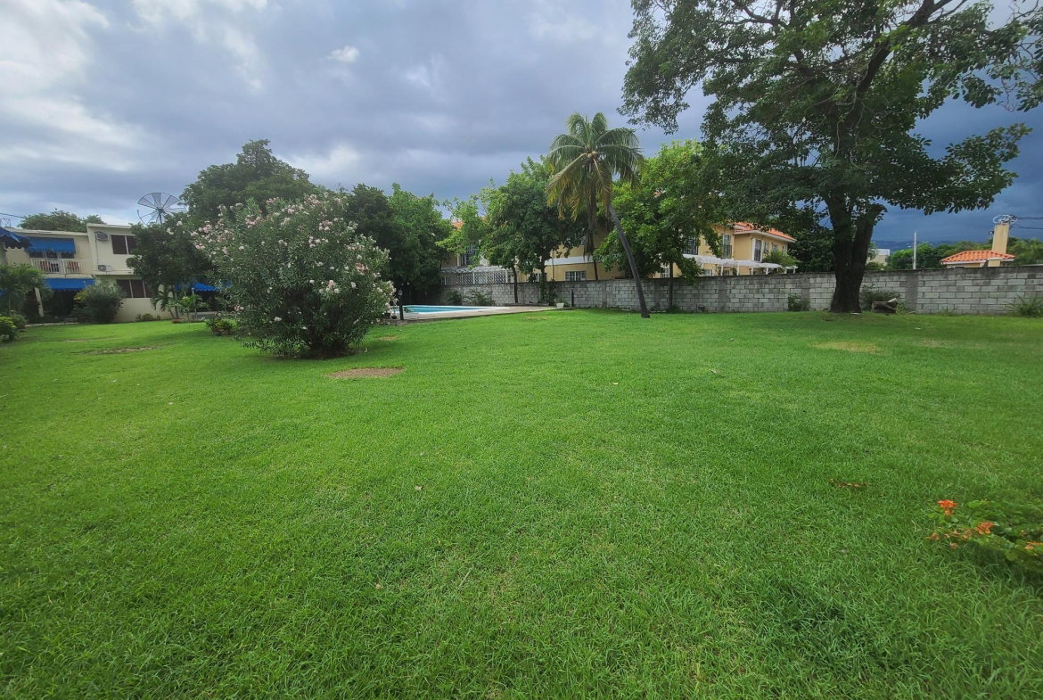 Fifteenth image of 16- Surbiton Avenue in Kingston 6, St. Andrew, Jamaica - property is For Rent