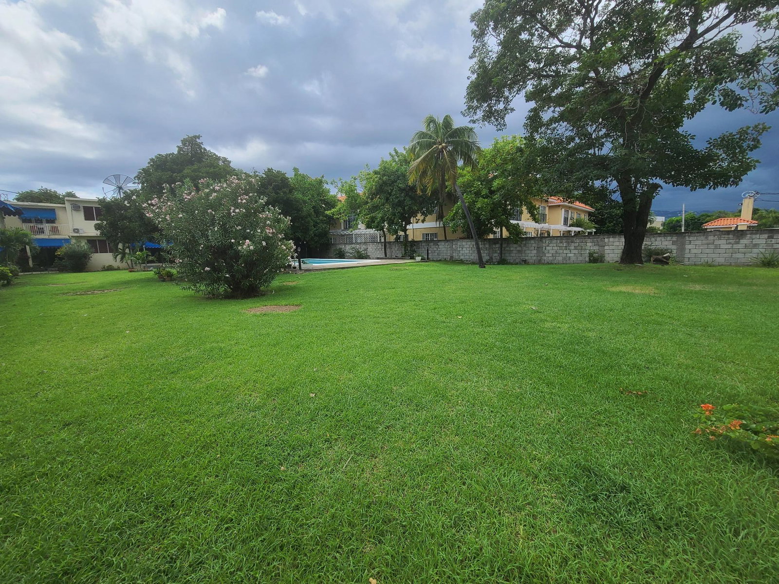 Stylish-2-Bedroom-Apartment-for-Rent-in-St.-Andrew-Jamaica Fifteenth image of 16- Surbiton Avenue in Kingston 6, St. Andrew, Jamaica - property is For Rent