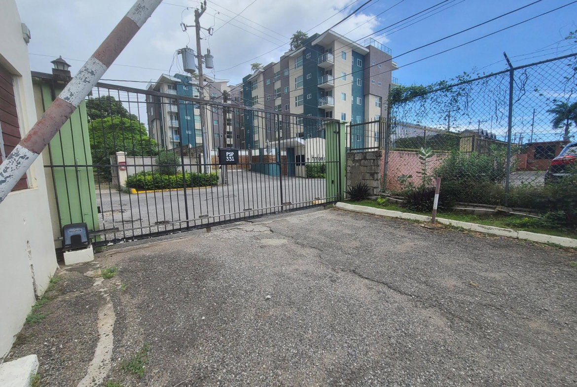 Eighteenth image of 16- Surbiton Avenue in Kingston 6, St. Andrew, Jamaica - property is For Rent