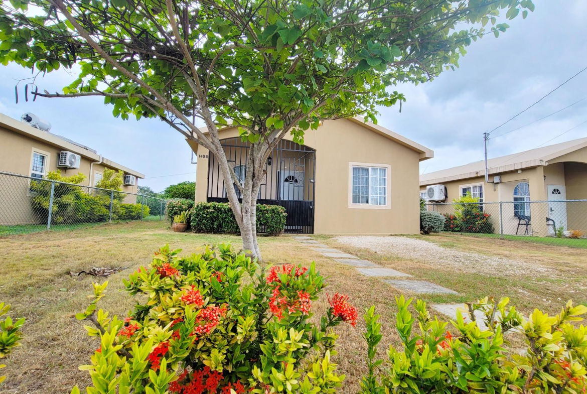 First image of 1456- Phoenix Park Village in Greater Portmore, St. Catherine, Jamaica - property is For Sale