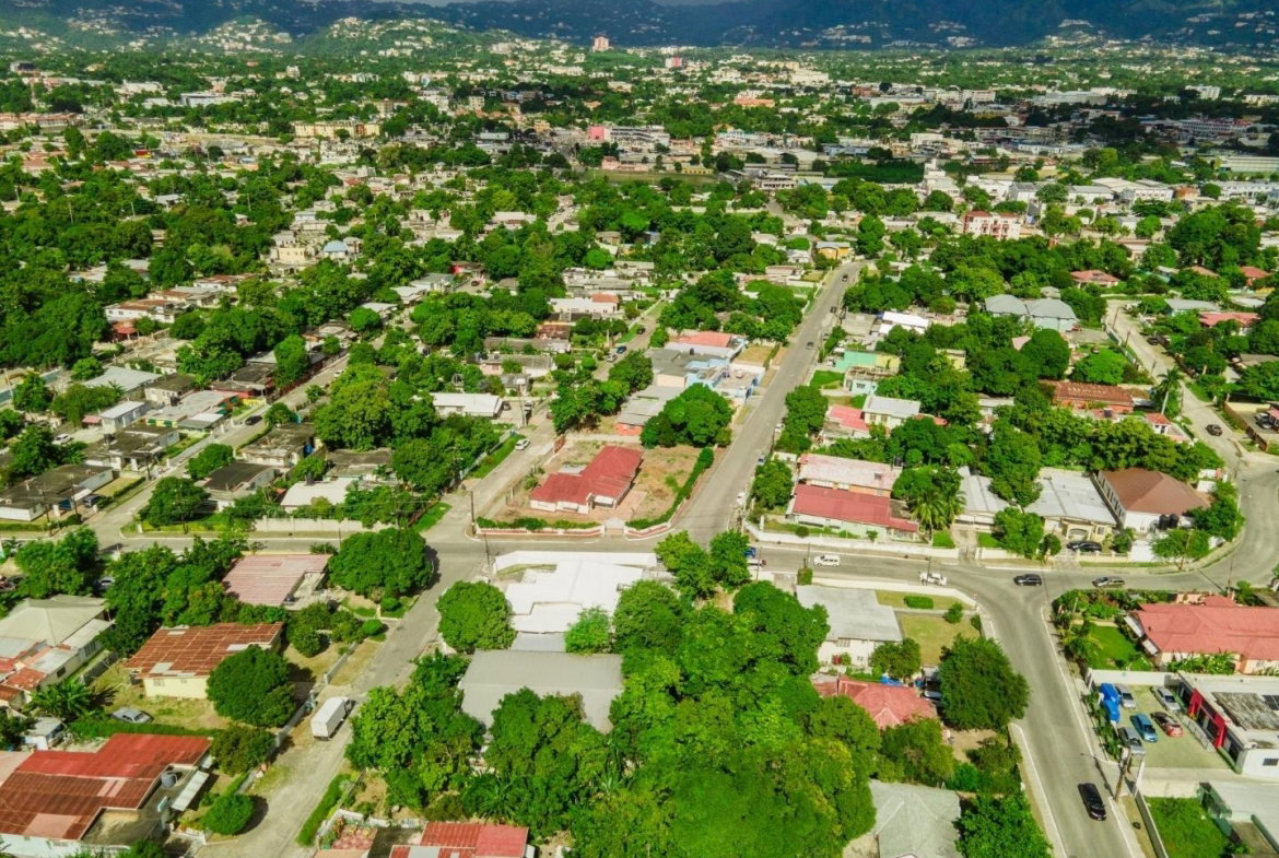 Fifth image of Cassia Park Avenue in Kingston 10, St. Andrew, Jamaica - property is For Rent