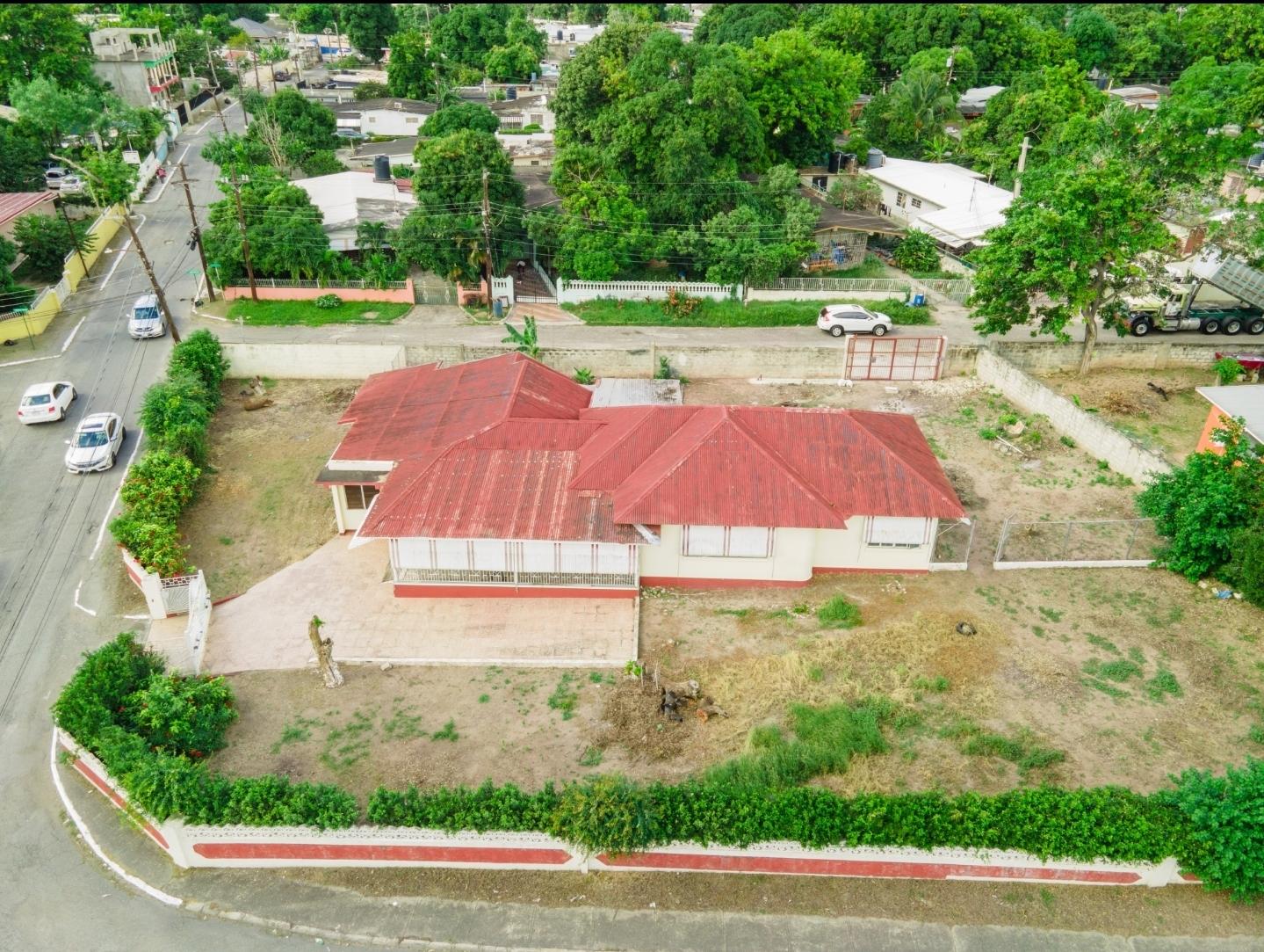 Sixth image of Cassia Park Avenue in Kingston 10, St. Andrew, Jamaica - property is For Rent