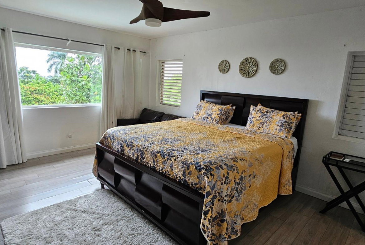 Twenty-Fourth image of 1-1a Shaw Park in Ocho Rios, St. Ann, Jamaica - property is For Rent