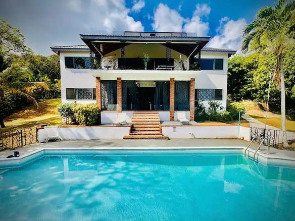First image of 1-1a Shaw Park in Ocho Rios, St. Ann, Jamaica - property is For Rent