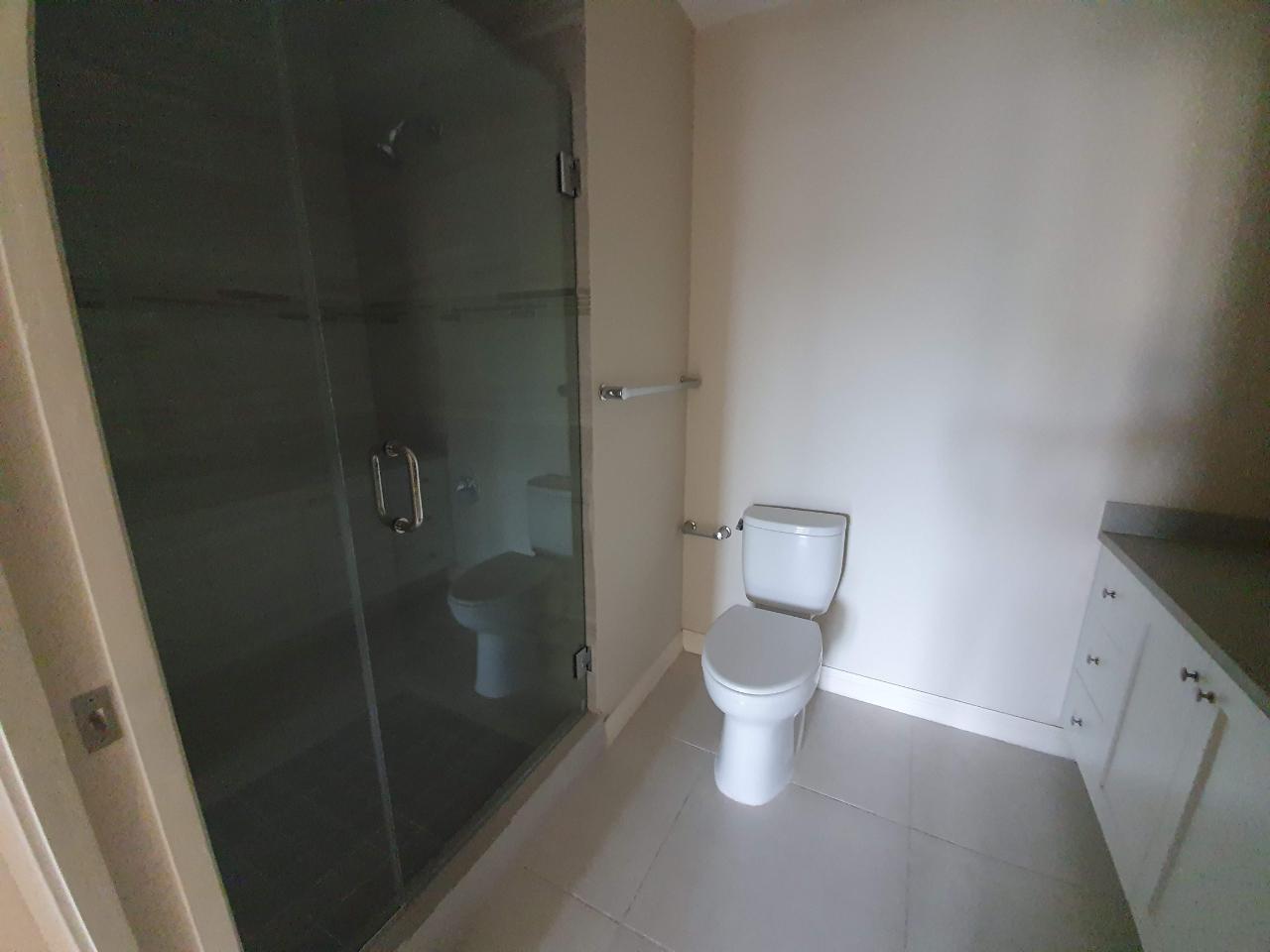 Ninth image of 5-7 Comlin Bank Road in Kingston 5, St. Andrew, Jamaica - property is For Rent